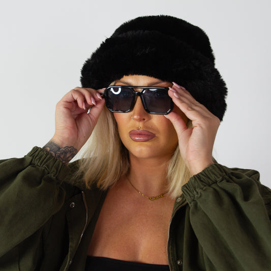 709 Square Frame - Black & Grey