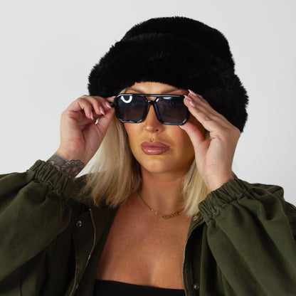 709 Square Frame - Black & Grey