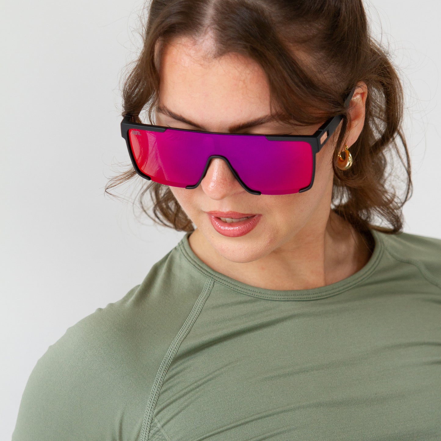 543 Square Frame - Black and Pink