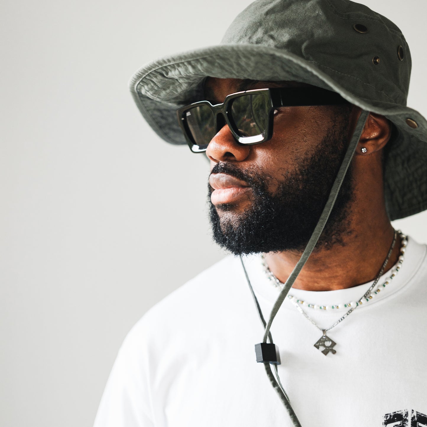 902 Square Frames - Black & Black