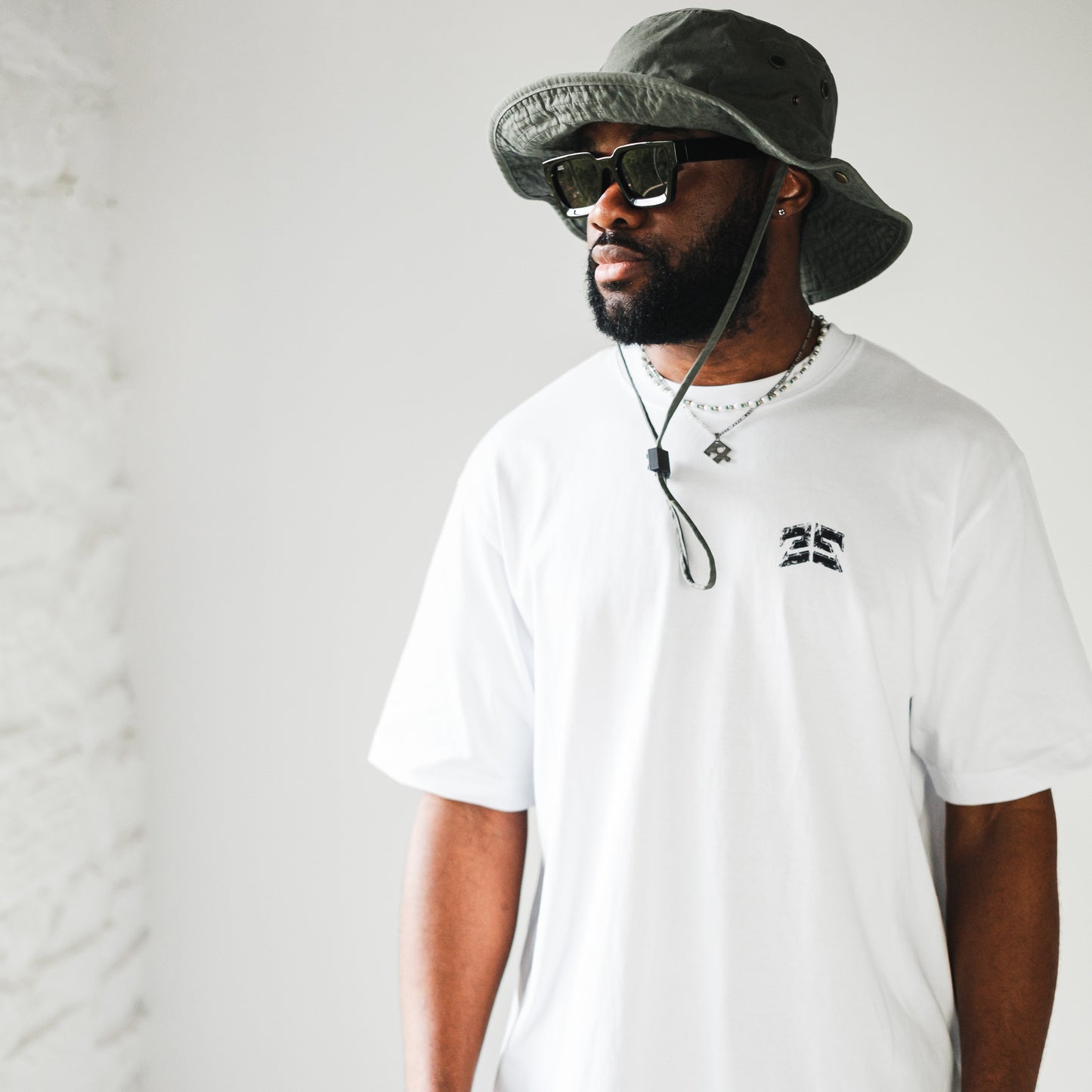 902 Square Frames - Black & Black